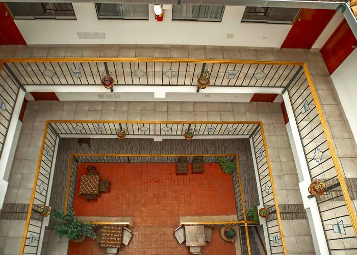 Hotel Del Prado Hometown